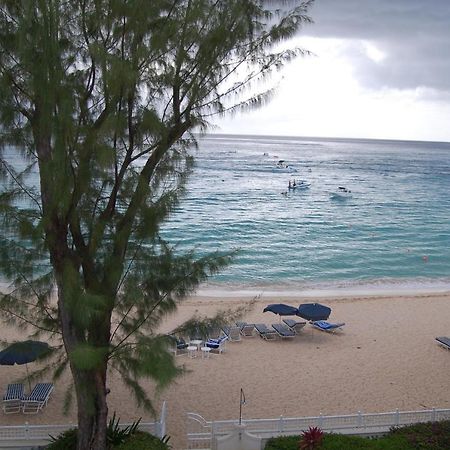 Old Trees, Halcyon Villa Paynes Bay Exterior photo