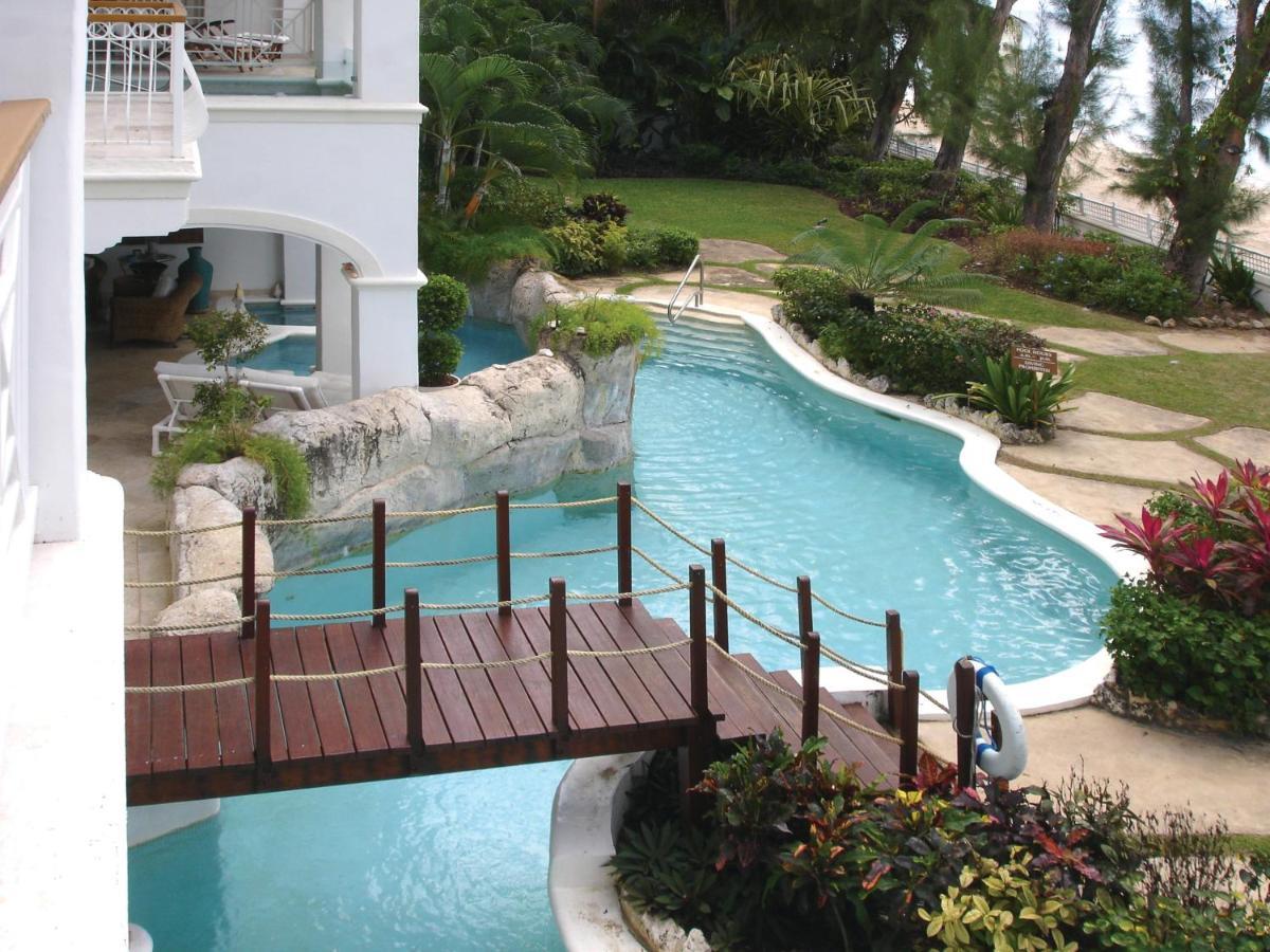 Old Trees, Halcyon Villa Paynes Bay Exterior photo